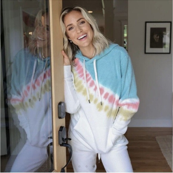 Kristin Cavallari x Feat Blanket Hoodie Size M Tie Dye Retro Stripe EXCELLENT - Picture 4 of 14